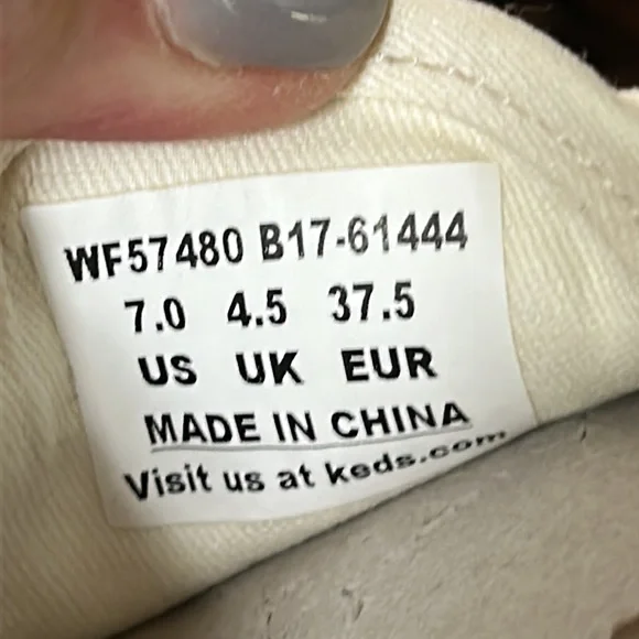 Kate Spade/Keds Red Chile Pepper canvas sneakers with pom pom laces size 7 NWOT - Picture 14 of 14